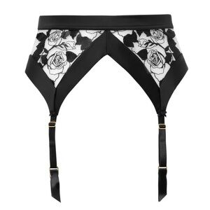 Rosabelle Garter Belt | Black | Size M
